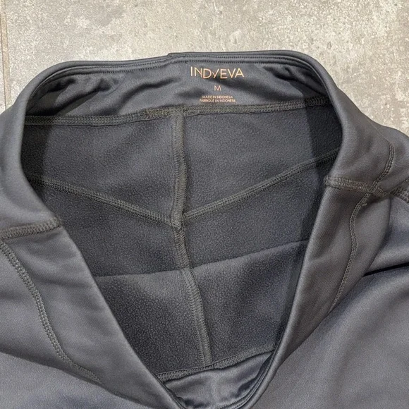 Woman’s Indygena fleece lined leggings - Picture 2 of 3